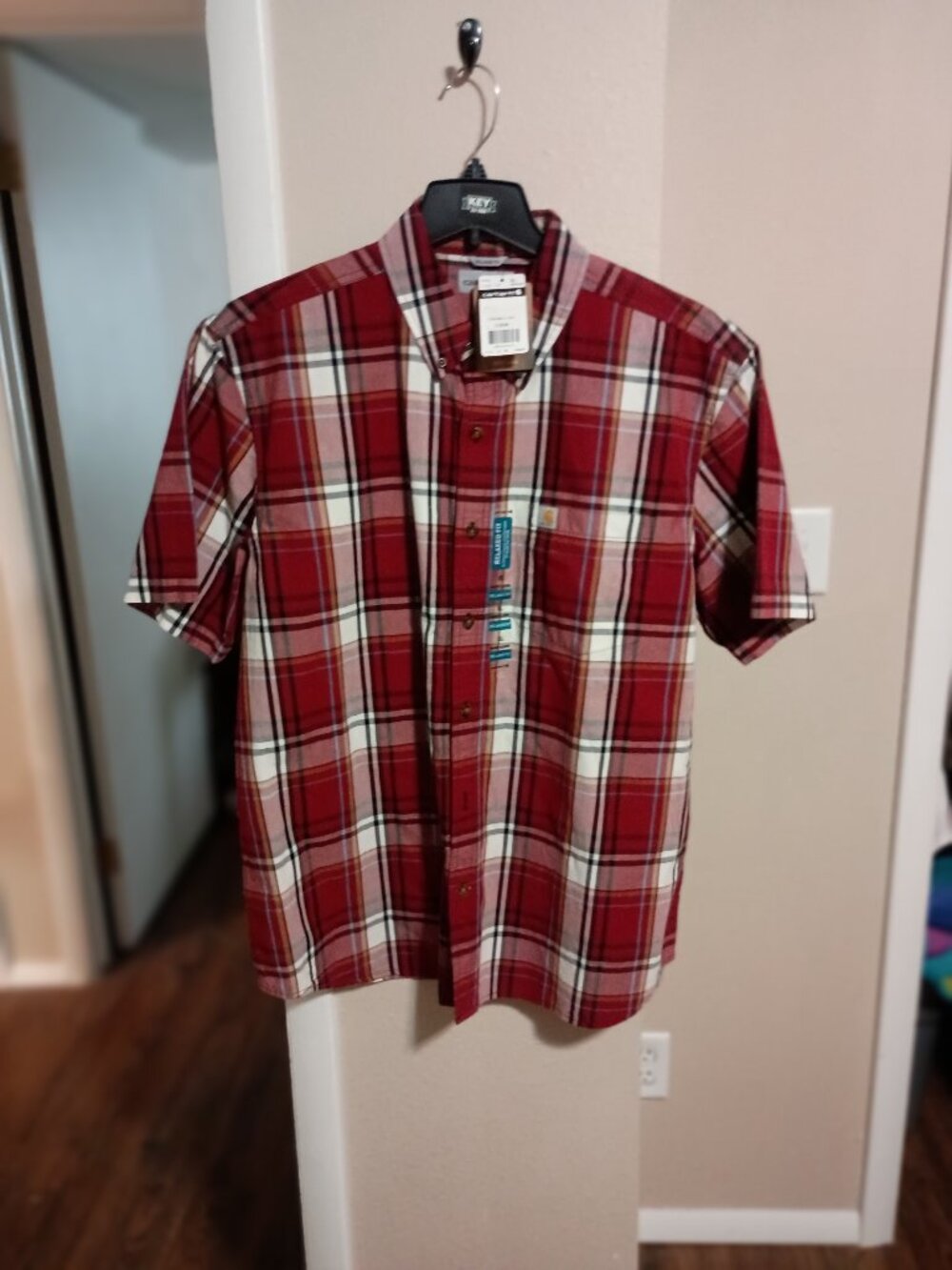 Carhartt Mens Short Sleeve Button Down Shirt Size XL Red Plaid Brand New